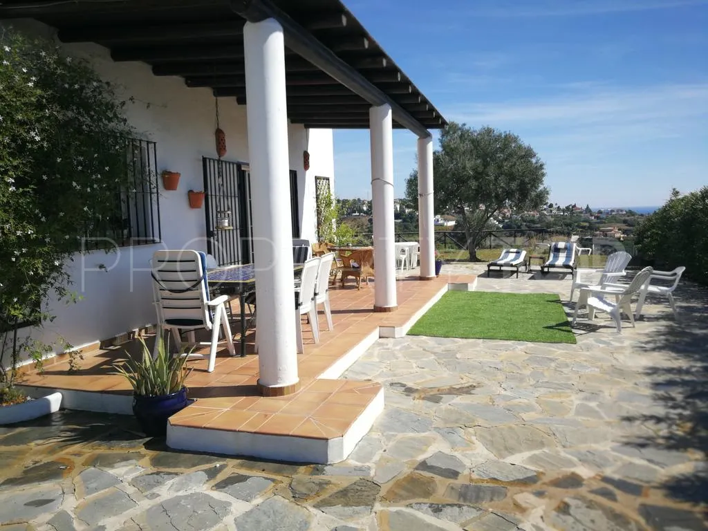 For sale finca in Estepona