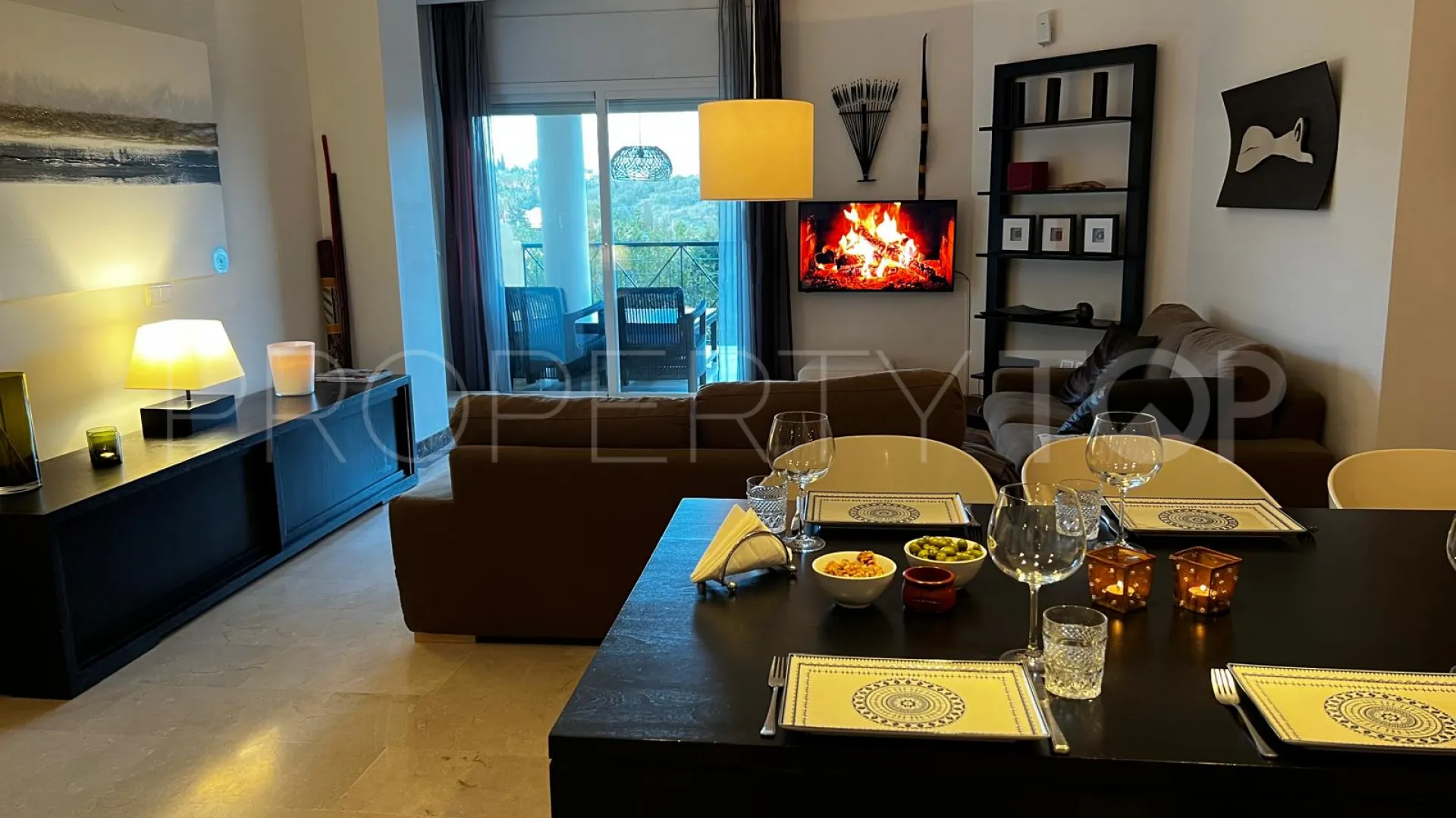 For sale apartment in Estepona