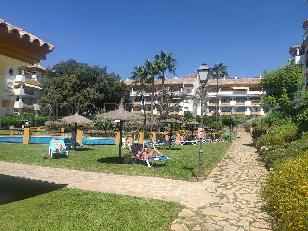 Apartment for sale in Marbella with 3 bedrooms