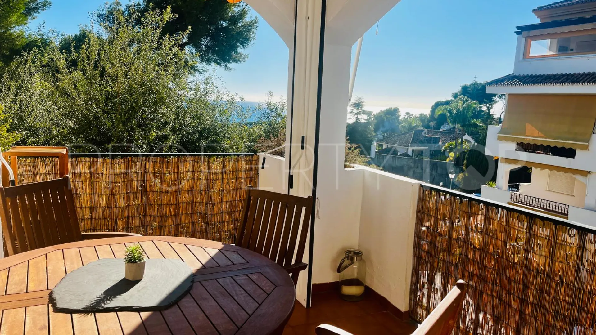 Apartment for sale in Marbella with 3 bedrooms