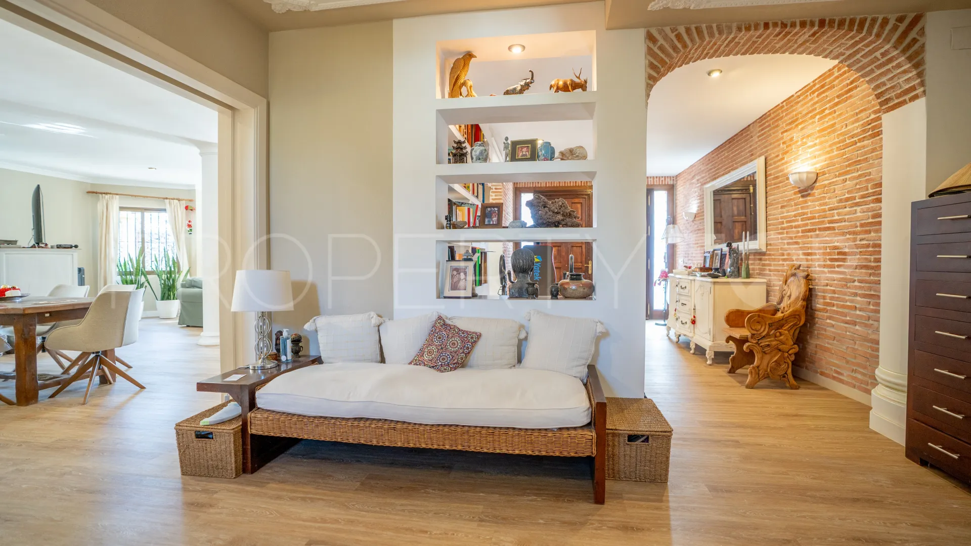 For sale Nueva Andalucia villa