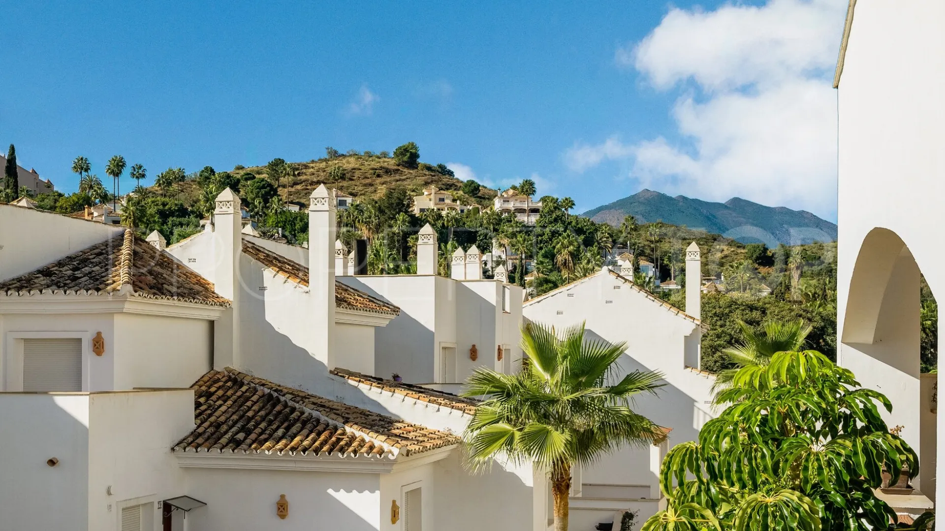 2 bedrooms apartment in Marbella for sale