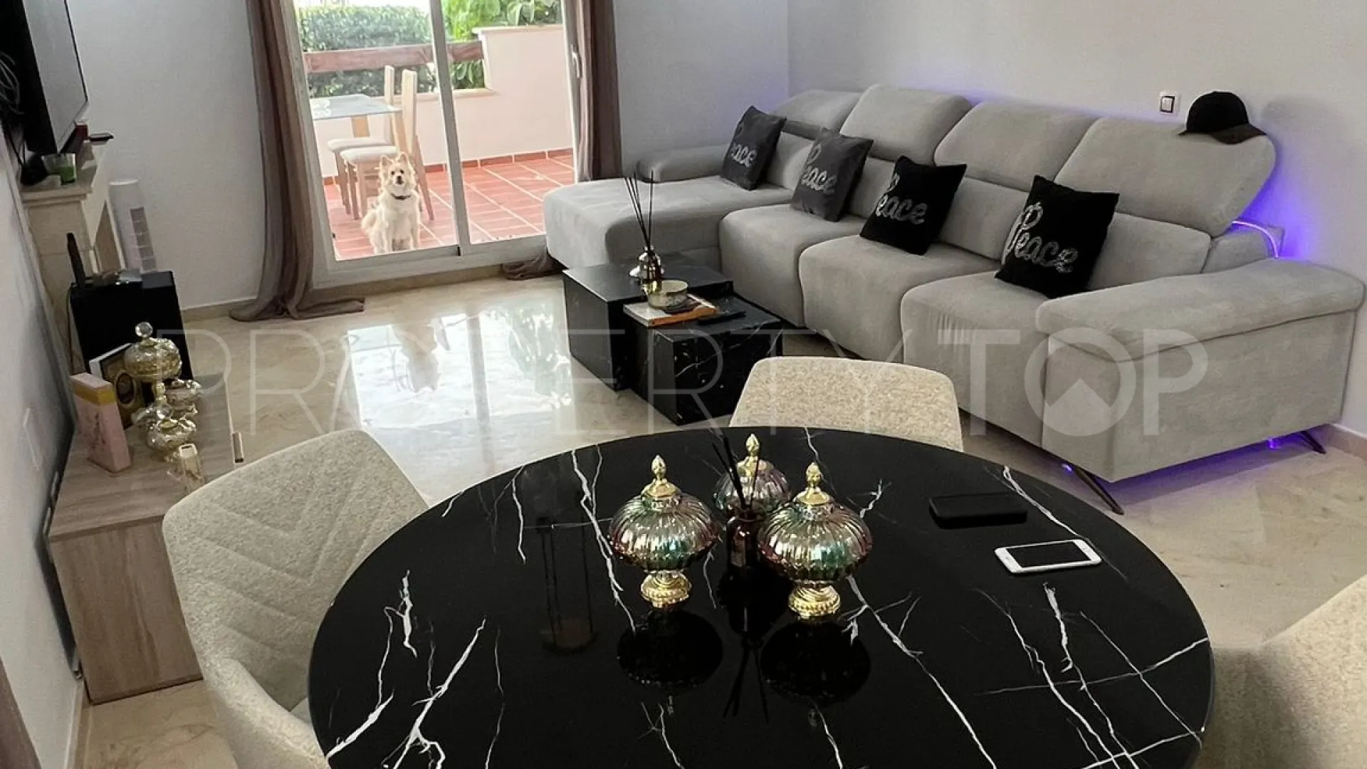 2 bedrooms apartment in Marbella for sale
