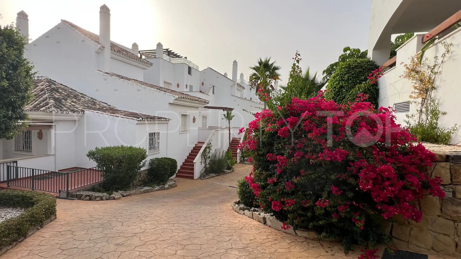 2 bedrooms apartment in Marbella for sale