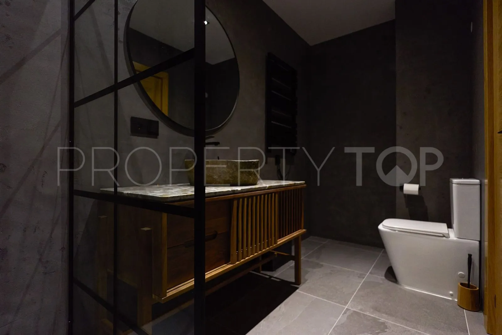 2 bedrooms apartment in Marbella - Puerto Banus for sale