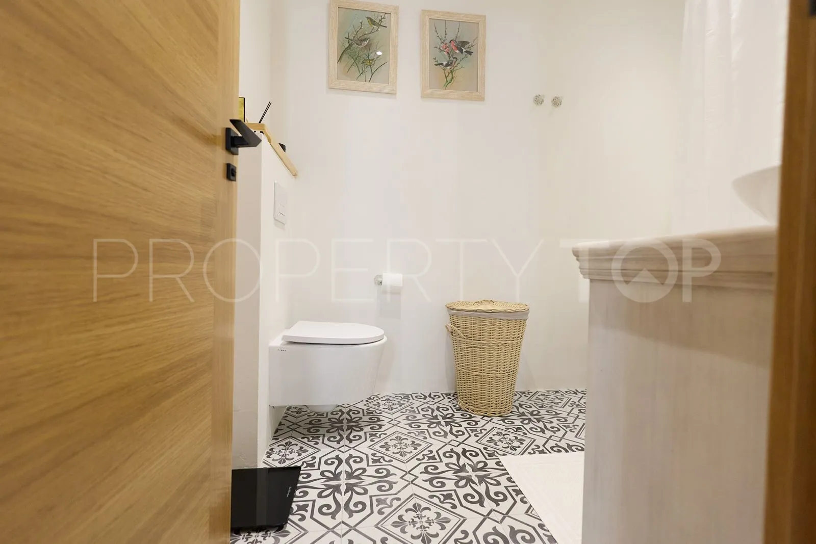 2 bedrooms apartment in Marbella - Puerto Banus for sale