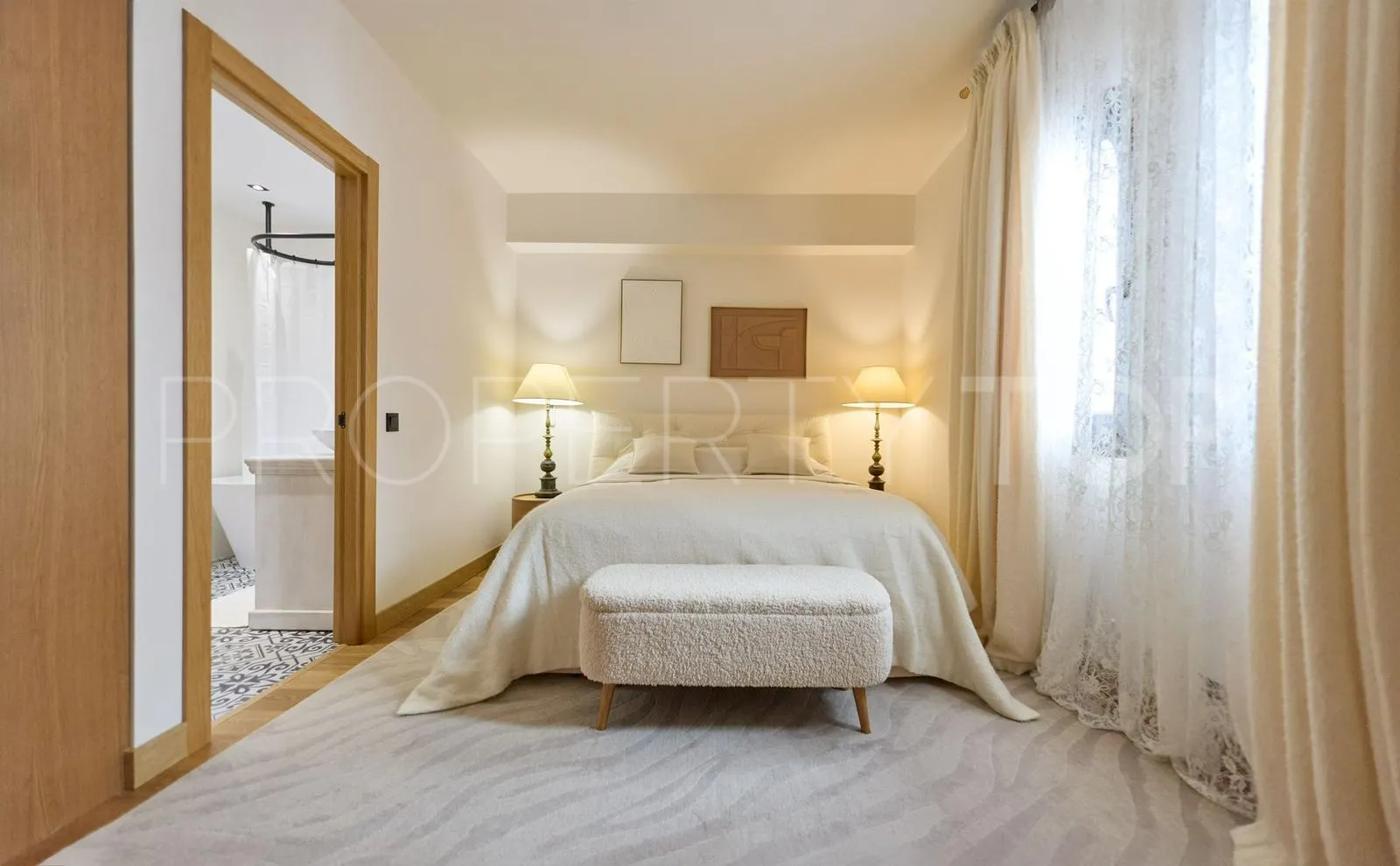 2 bedrooms apartment in Marbella - Puerto Banus for sale