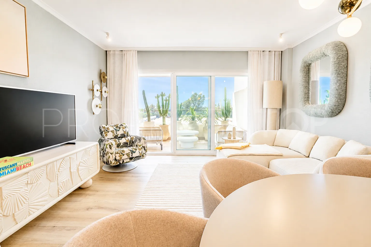 Apartamento en venta en Marbella de 3 dormitorios