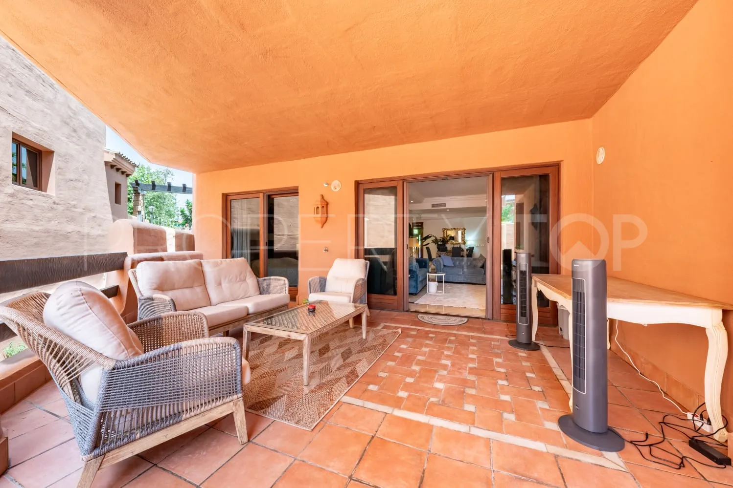 Apartment for sale in Estepona with 3 bedrooms