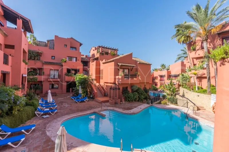 For sale 3 bedrooms apartment in Marbella