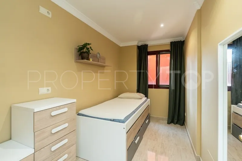 For sale 3 bedrooms apartment in Marbella