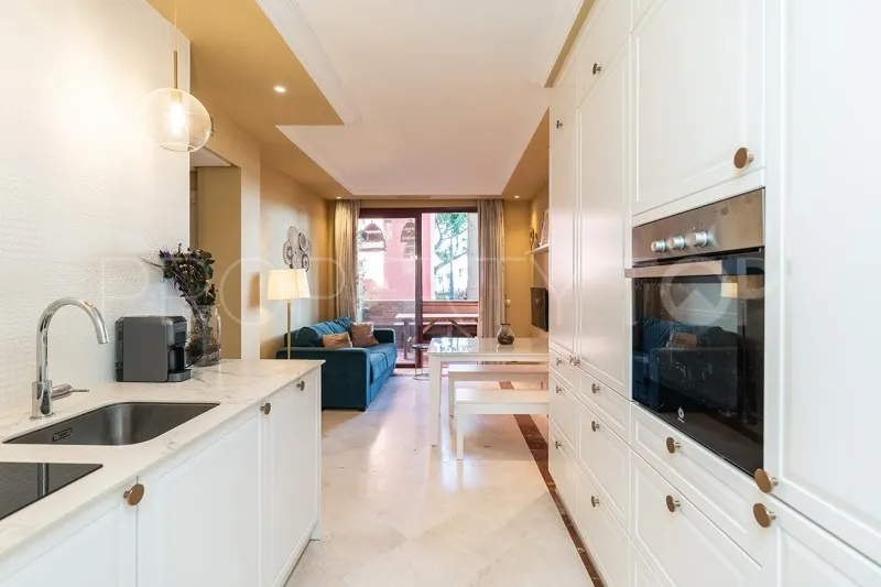 For sale 3 bedrooms apartment in Marbella
