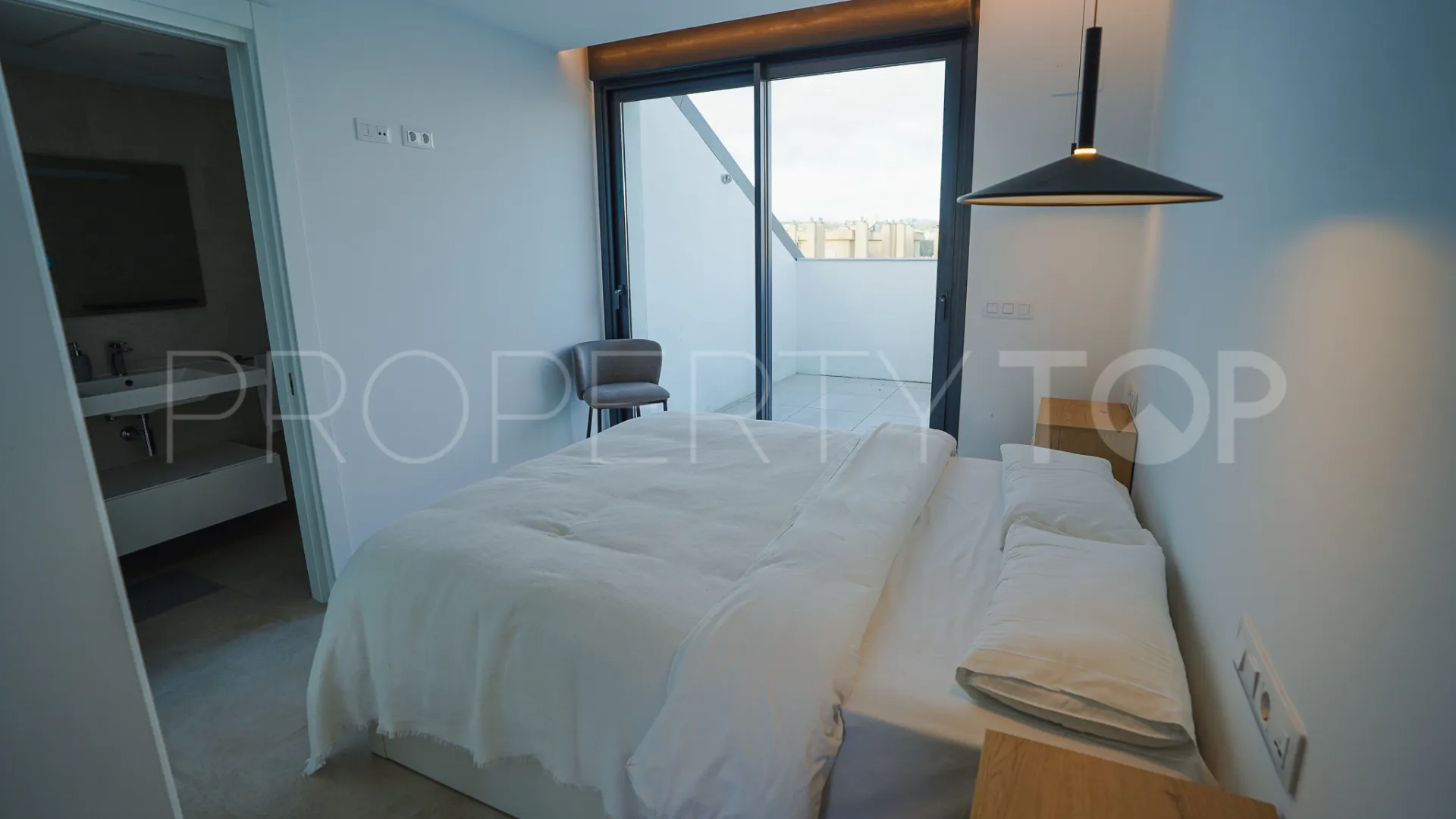 Penthouse with 3 bedrooms for sale in Fuengirola
