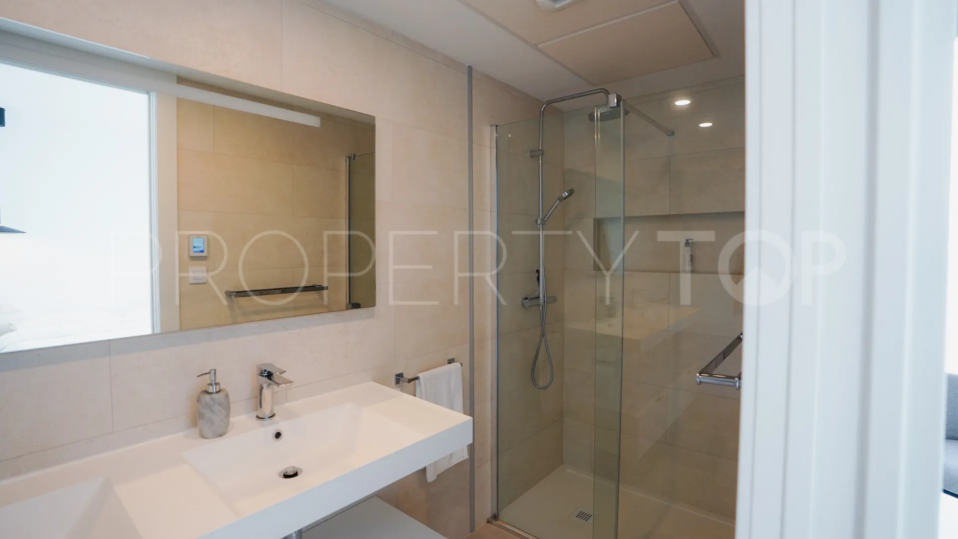 Penthouse with 3 bedrooms for sale in Fuengirola