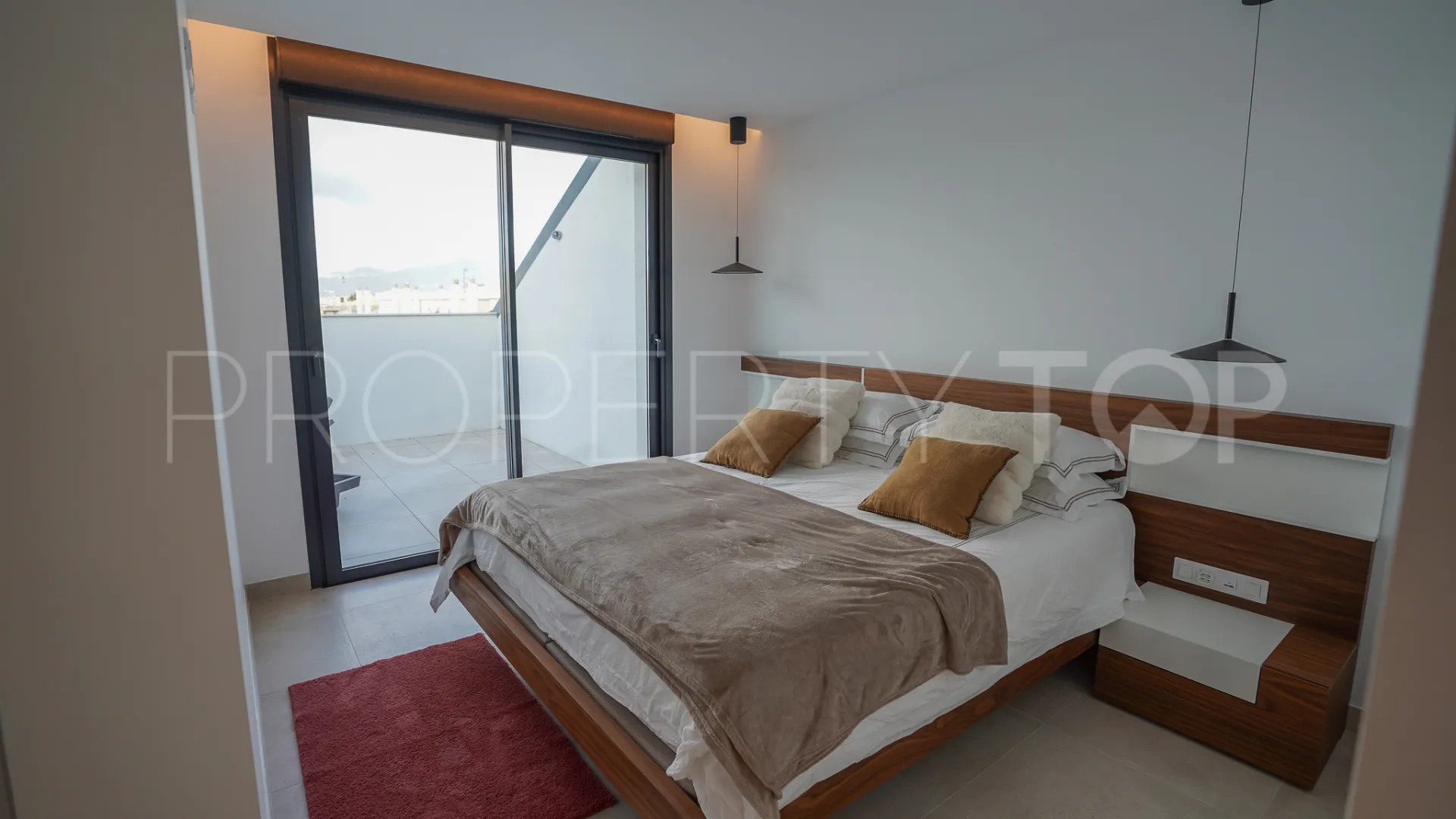 Penthouse with 3 bedrooms for sale in Fuengirola