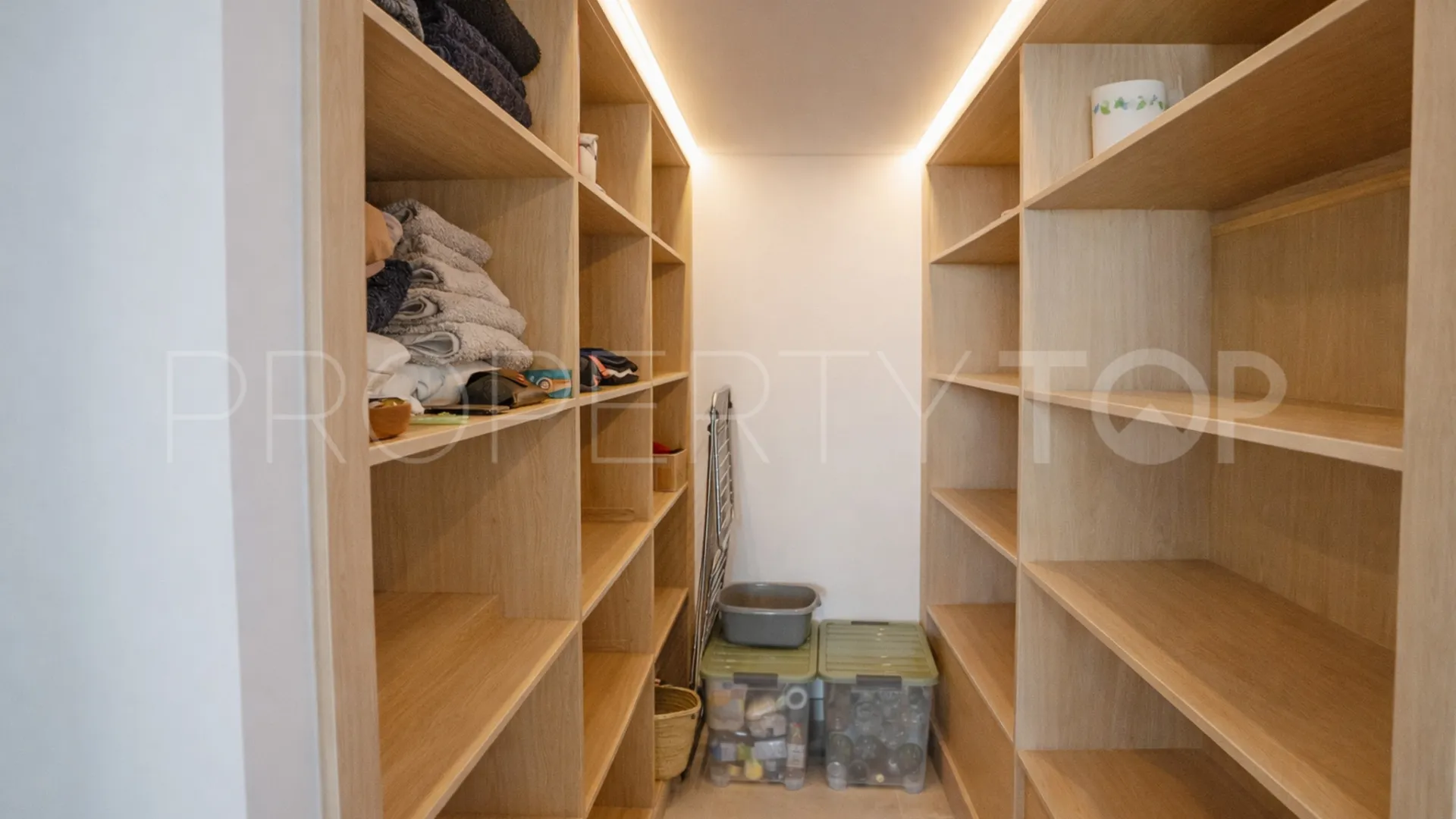 Penthouse with 3 bedrooms for sale in Fuengirola