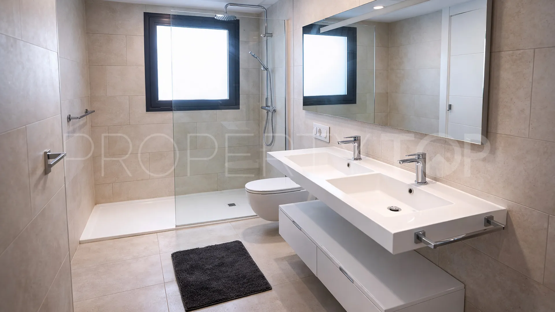 Penthouse with 3 bedrooms for sale in Fuengirola