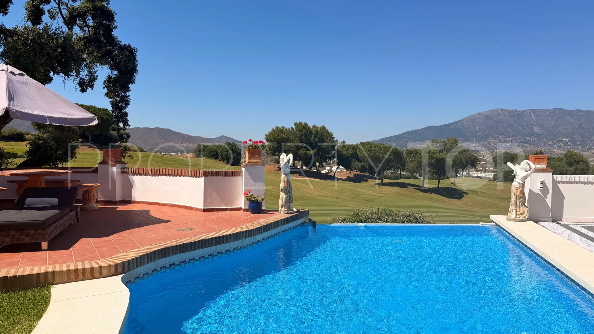 Villa in Mijas Costa for sale