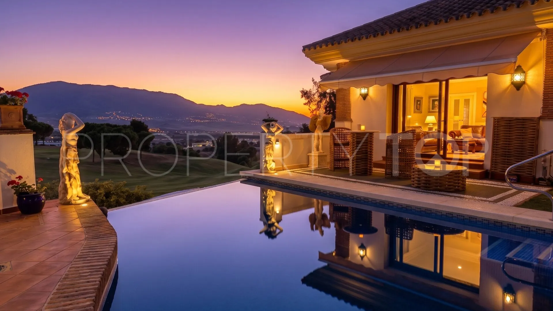 Villa in Mijas Costa for sale