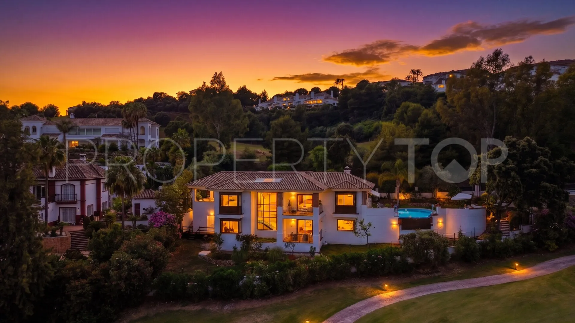 Villa in Mijas Costa for sale