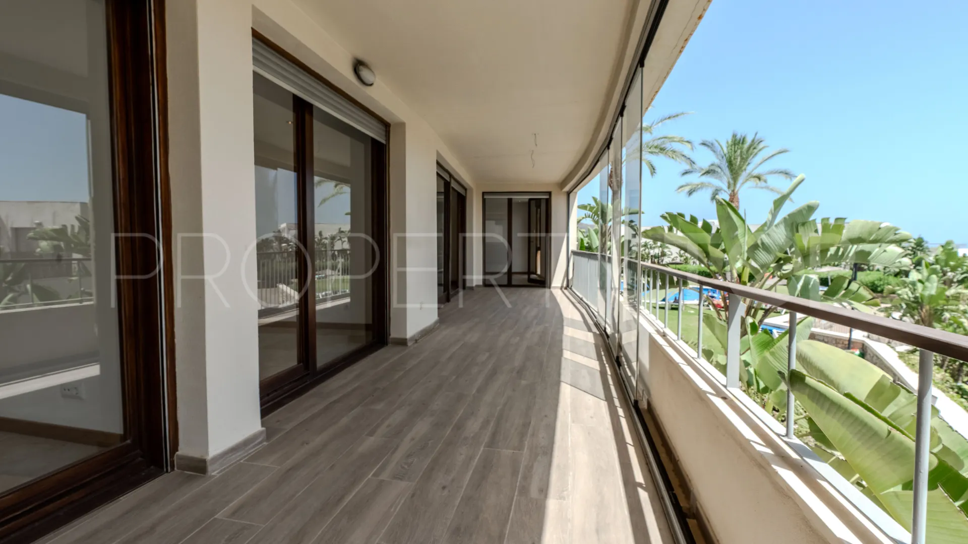 Apartment for sale in Marbella with 3 bedrooms