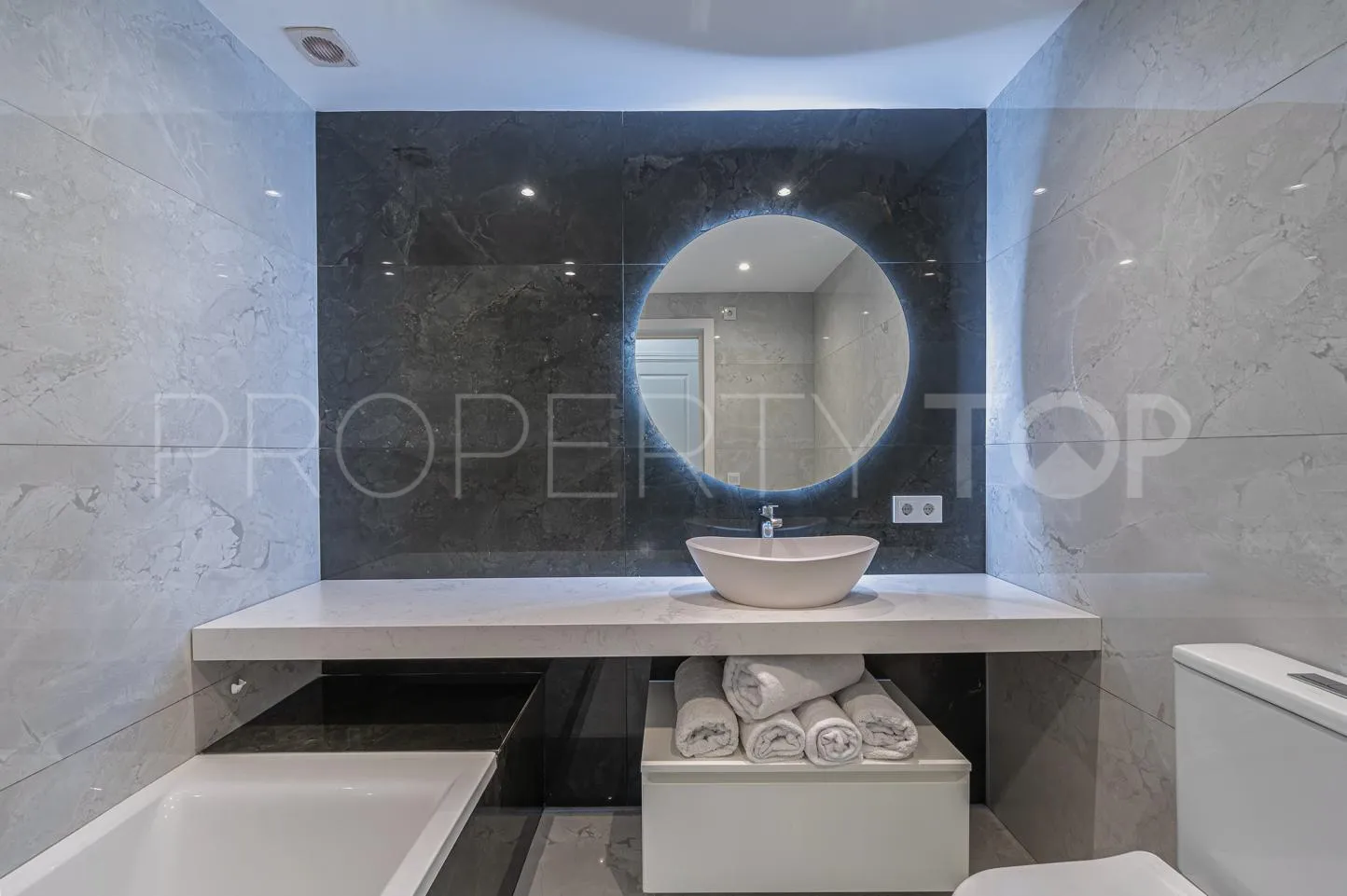 3 bedrooms apartment in Marbella for sale