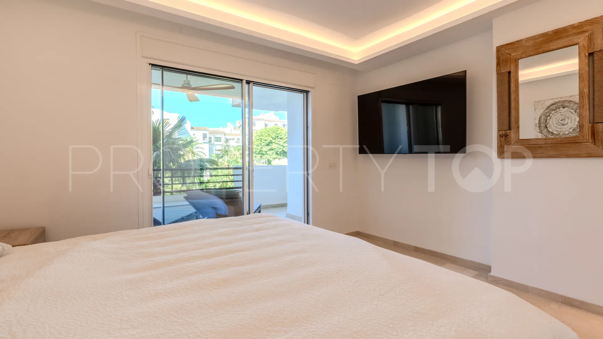 Se vende apartamento en Marbella - Puerto Banus