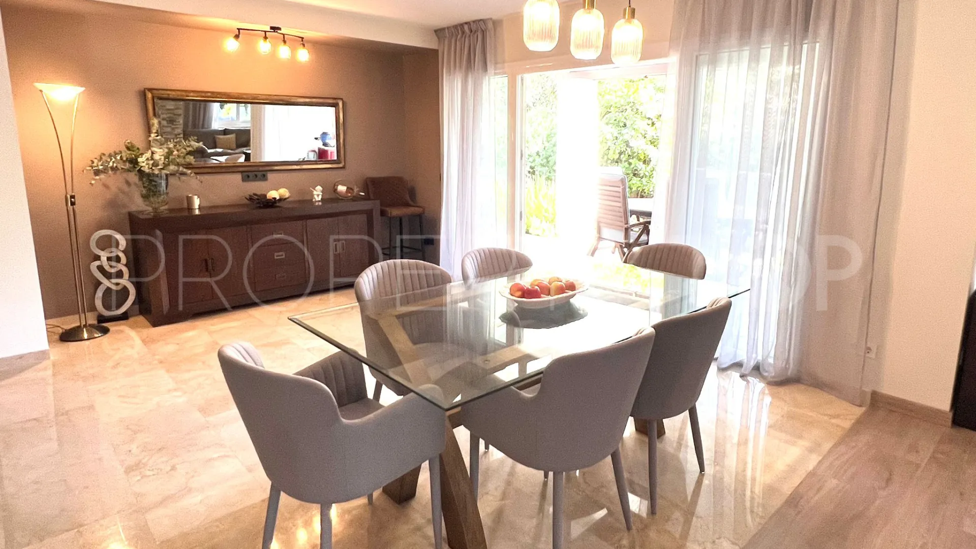Marbella 4 bedrooms villa for sale