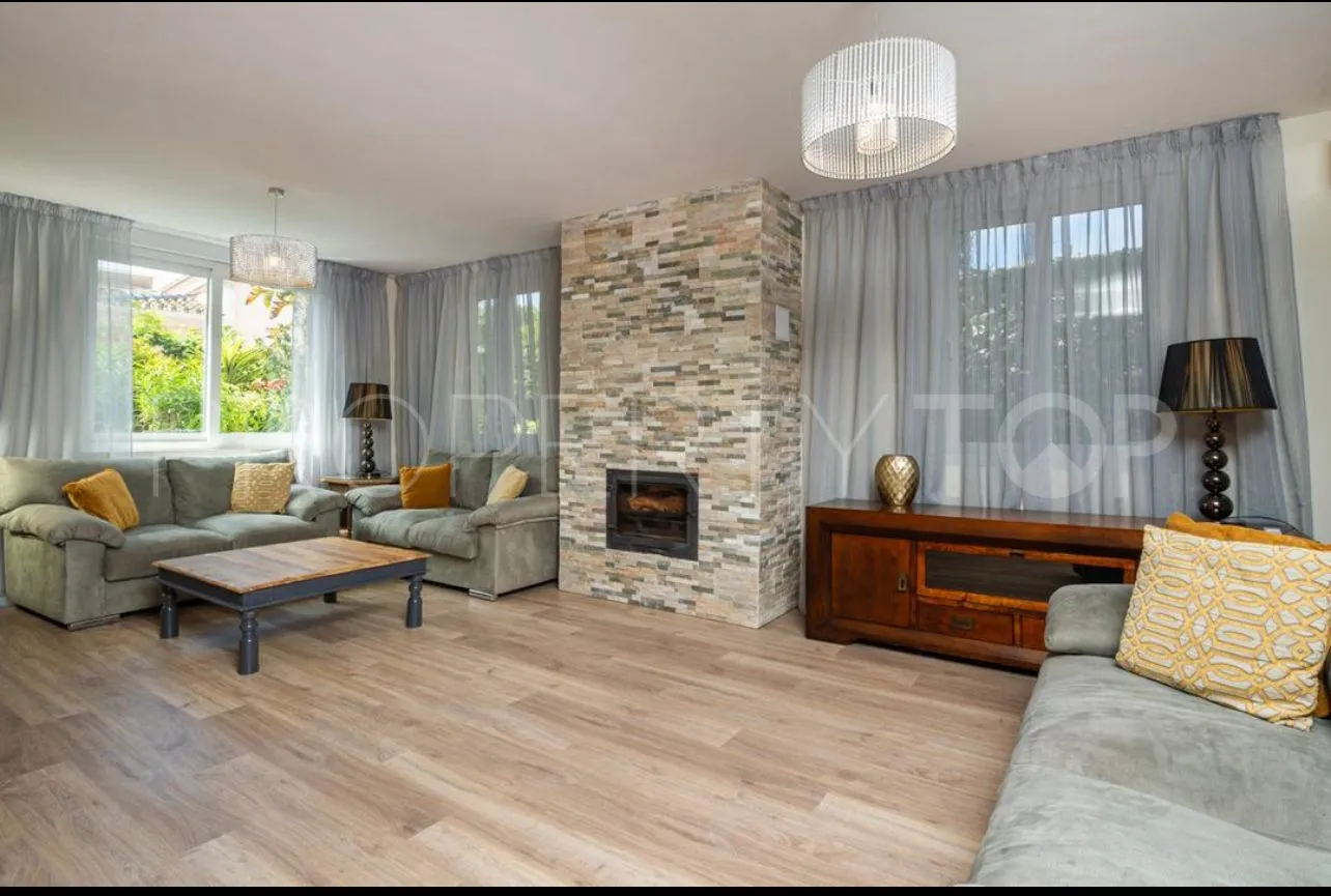 Marbella 4 bedrooms villa for sale