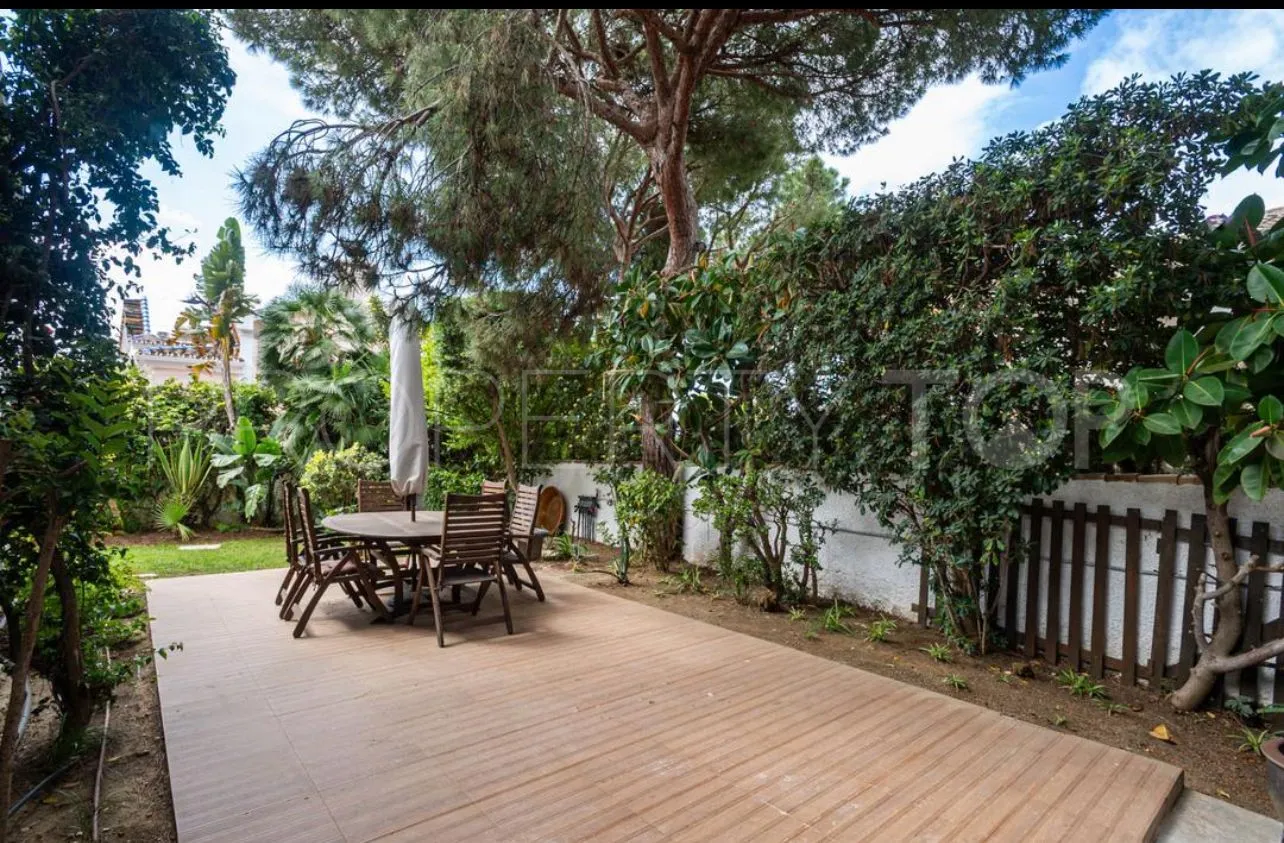 Marbella 4 bedrooms villa for sale