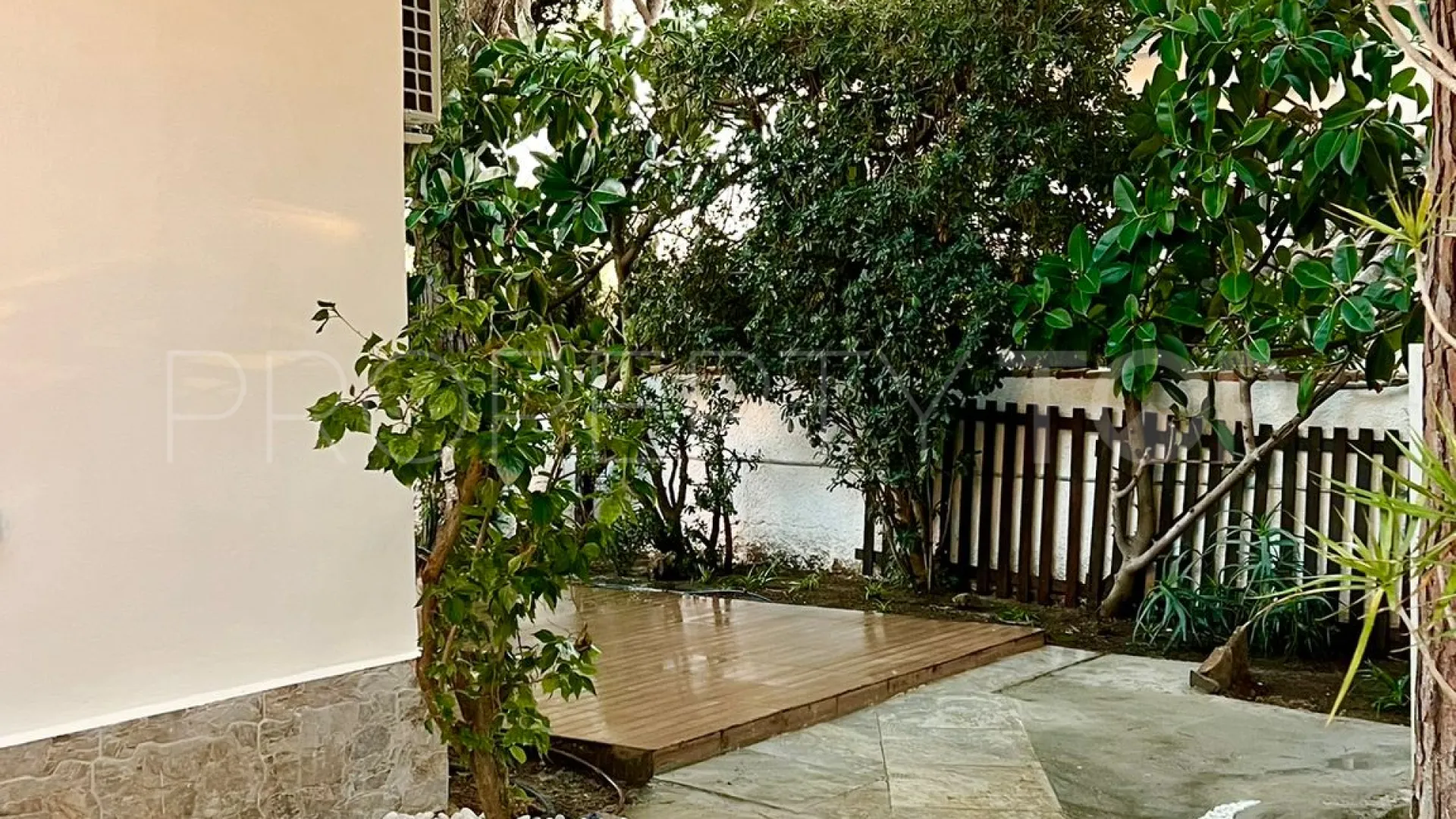 Marbella 4 bedrooms villa for sale