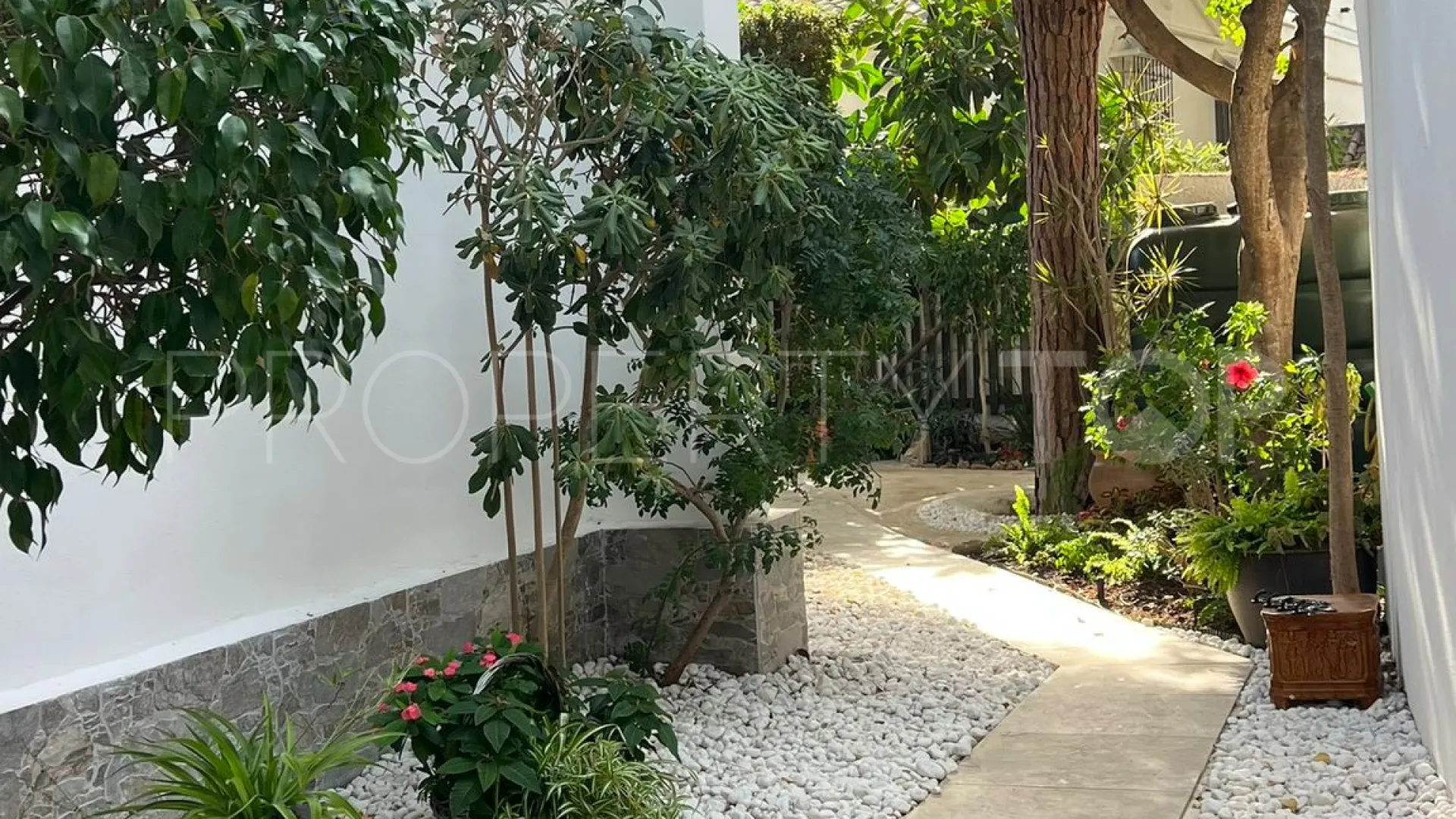 Marbella 4 bedrooms villa for sale