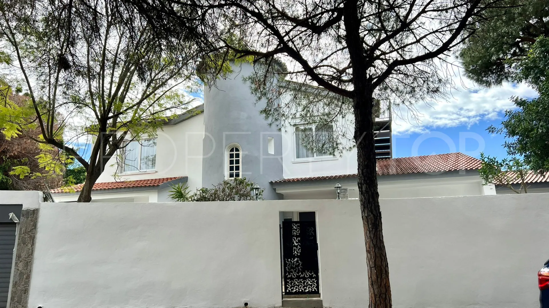 Marbella 4 bedrooms villa for sale