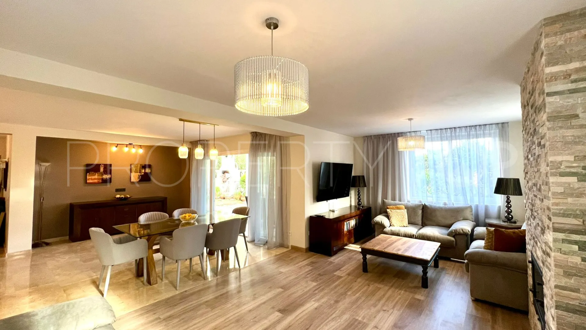 Marbella 4 bedrooms villa for sale