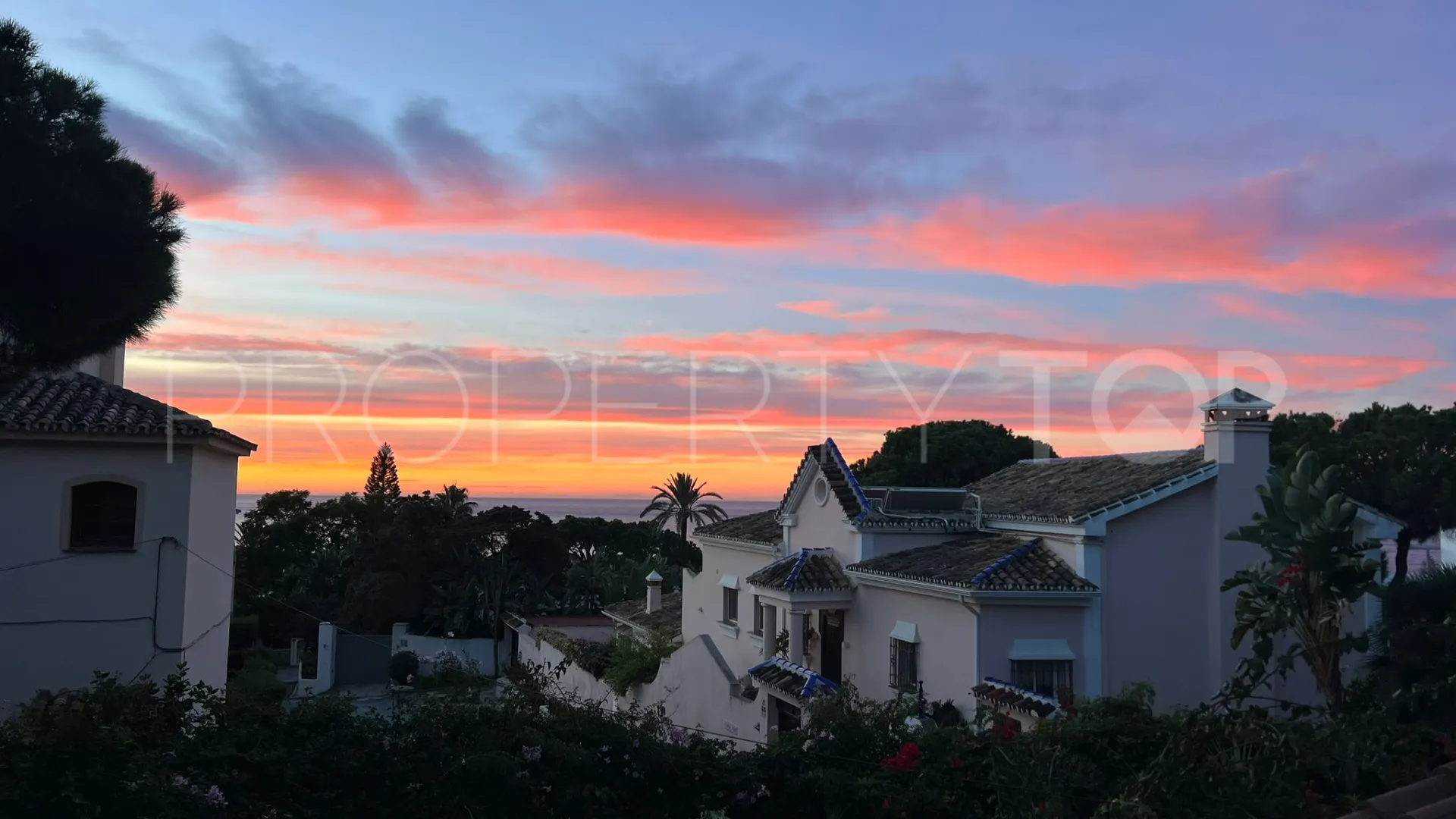 Marbella 4 bedrooms villa for sale