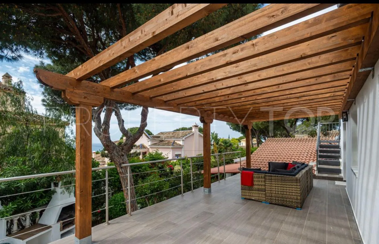 Marbella 4 bedrooms villa for sale
