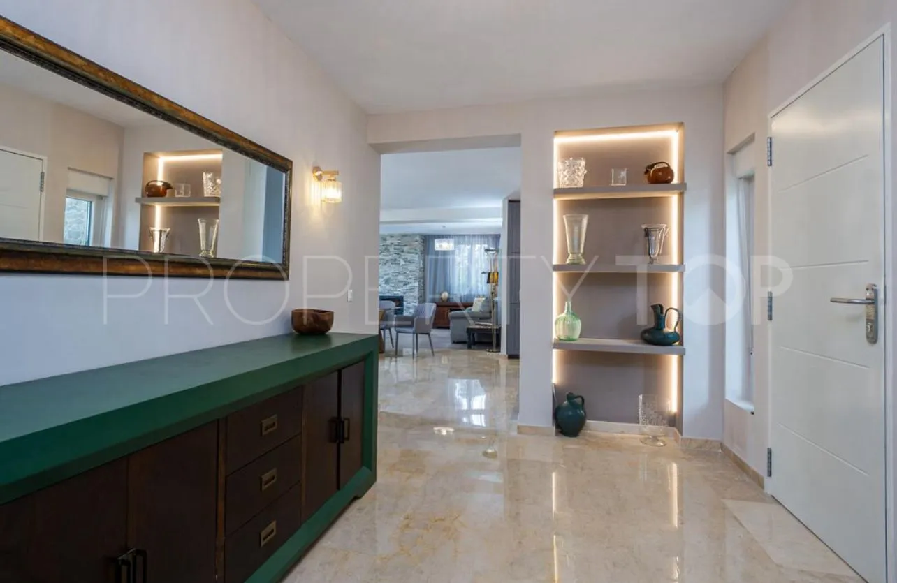 Marbella 4 bedrooms villa for sale