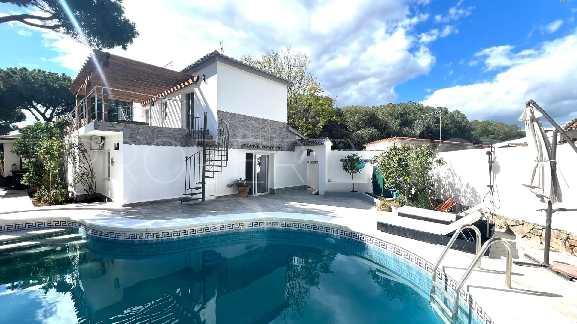 Marbella 4 bedrooms villa for sale
