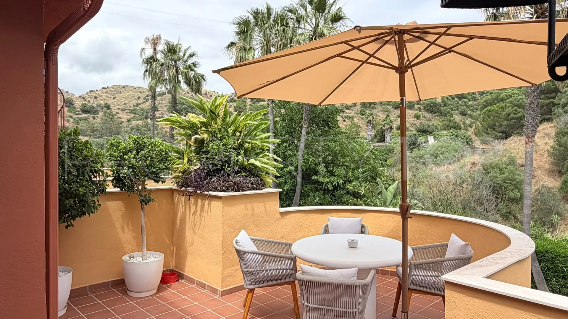 2 bedrooms apartment in Marbella for sale