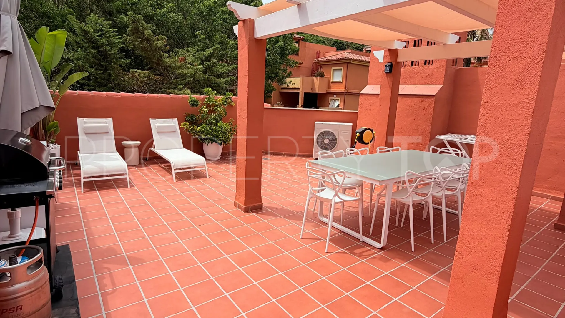 2 bedrooms apartment in Marbella for sale