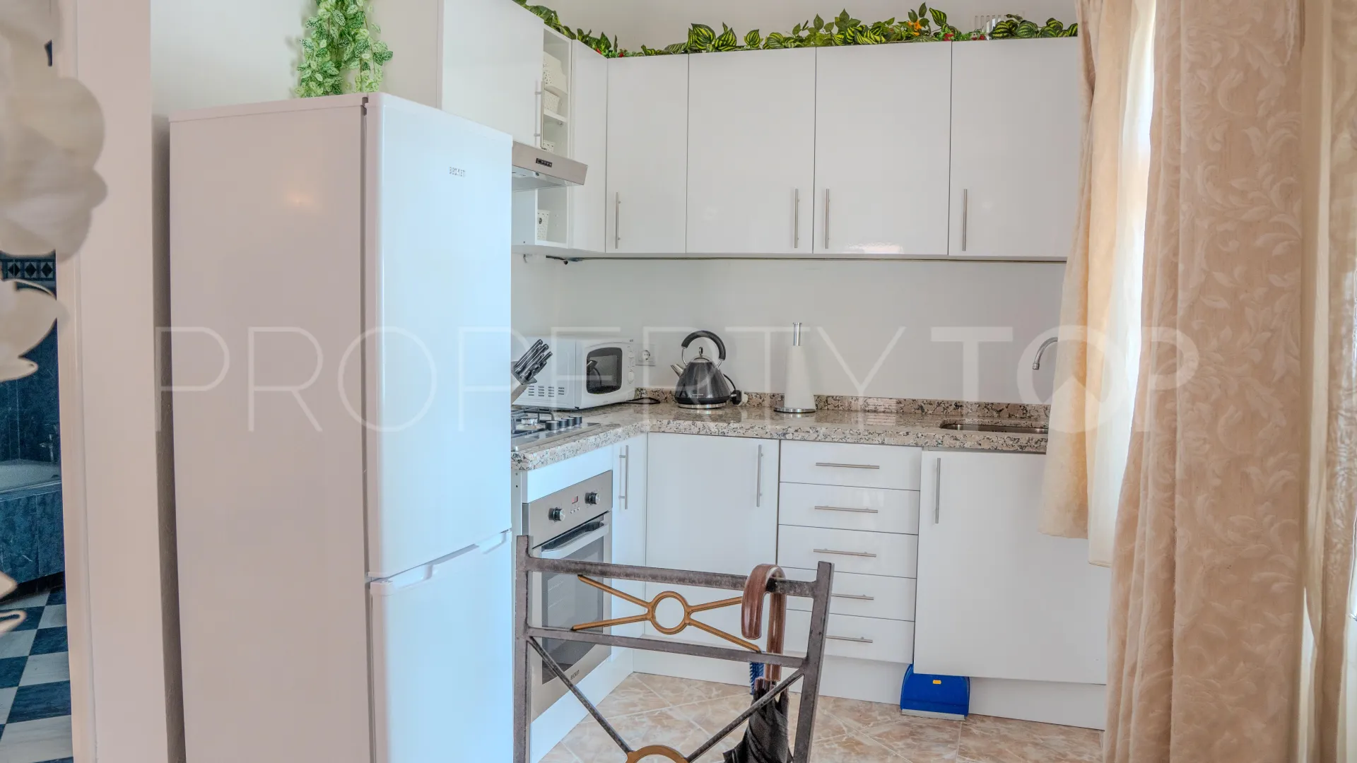 For sale Benahavis villa with 6 bedrooms