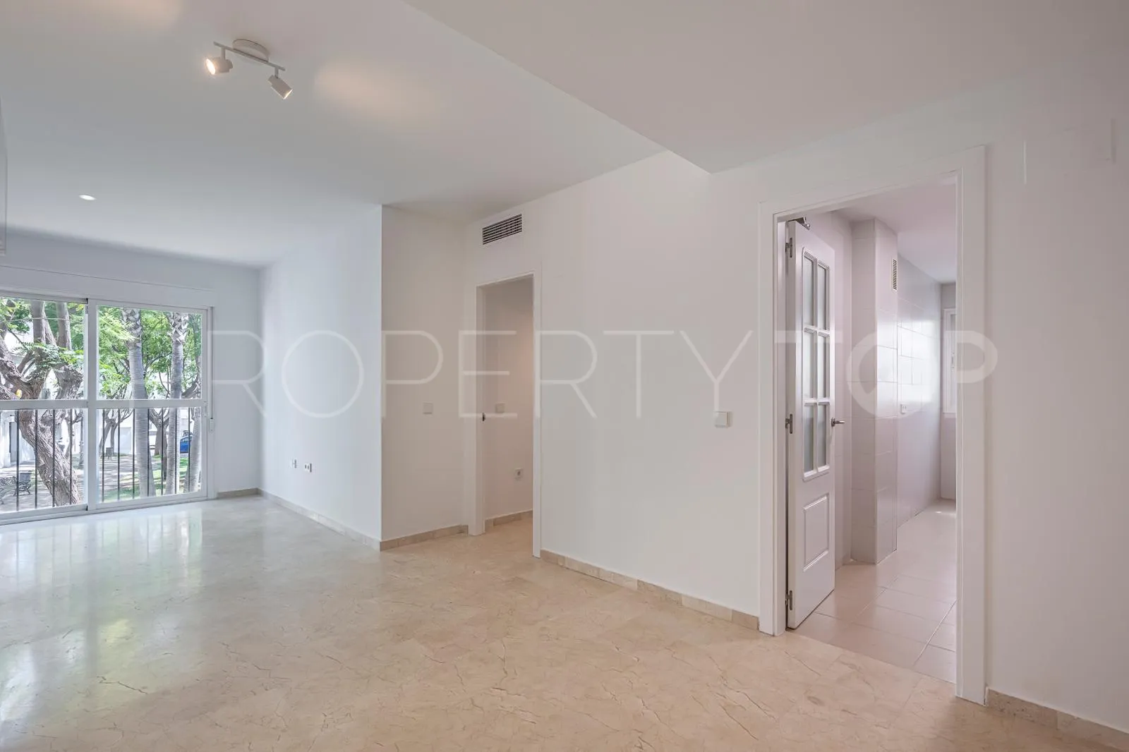 Estepona, apartamento a la venta