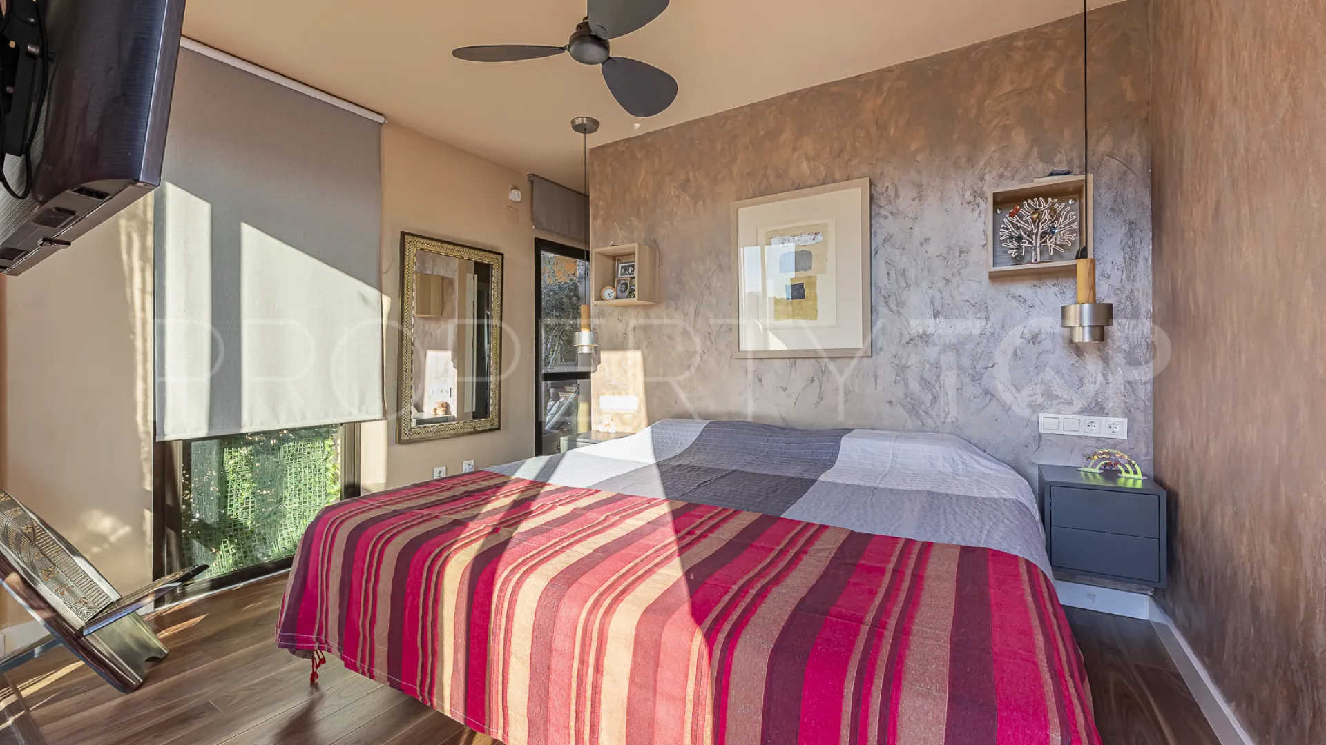 Buy Estepona penthouse with 3 bedrooms