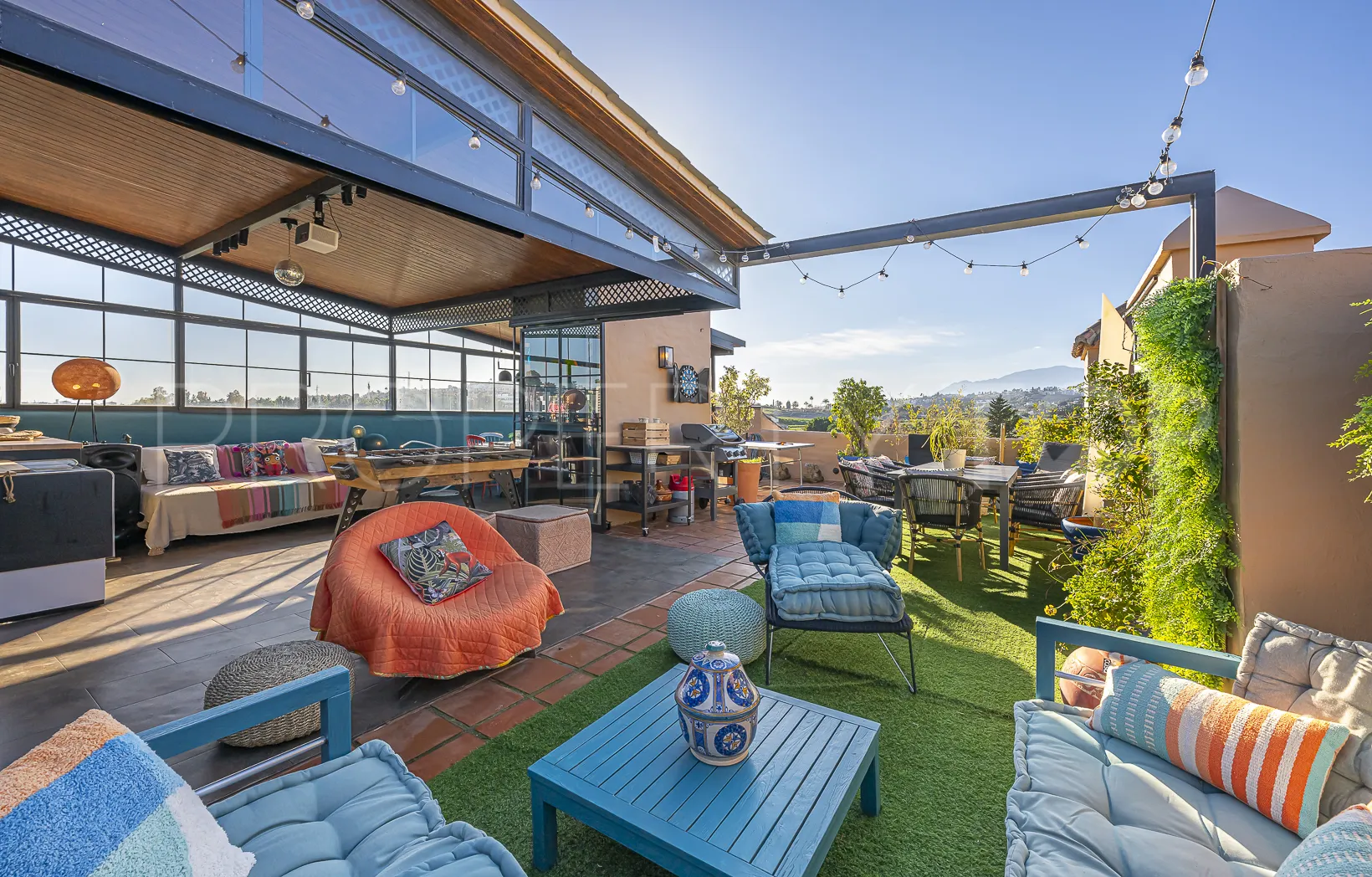 Buy Estepona penthouse with 3 bedrooms