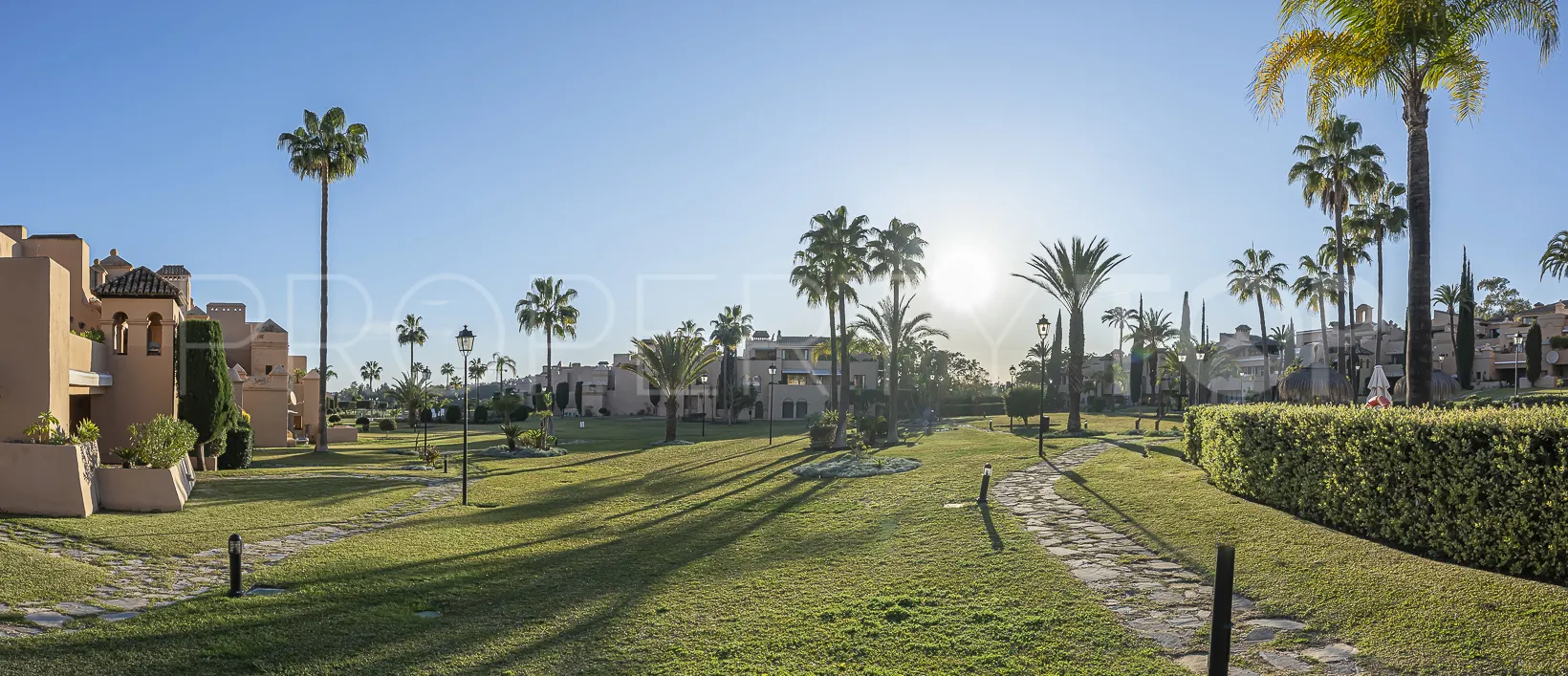 Buy Estepona penthouse with 3 bedrooms