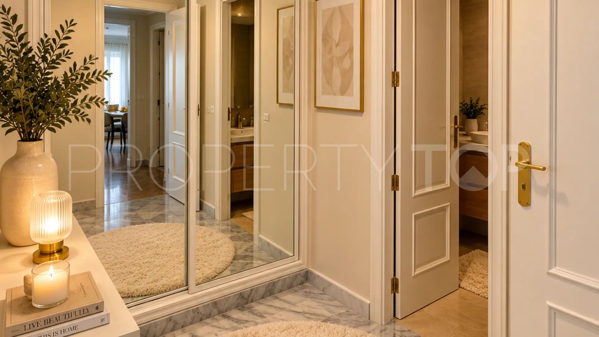 Apartment in Nueva Andalucia for sale