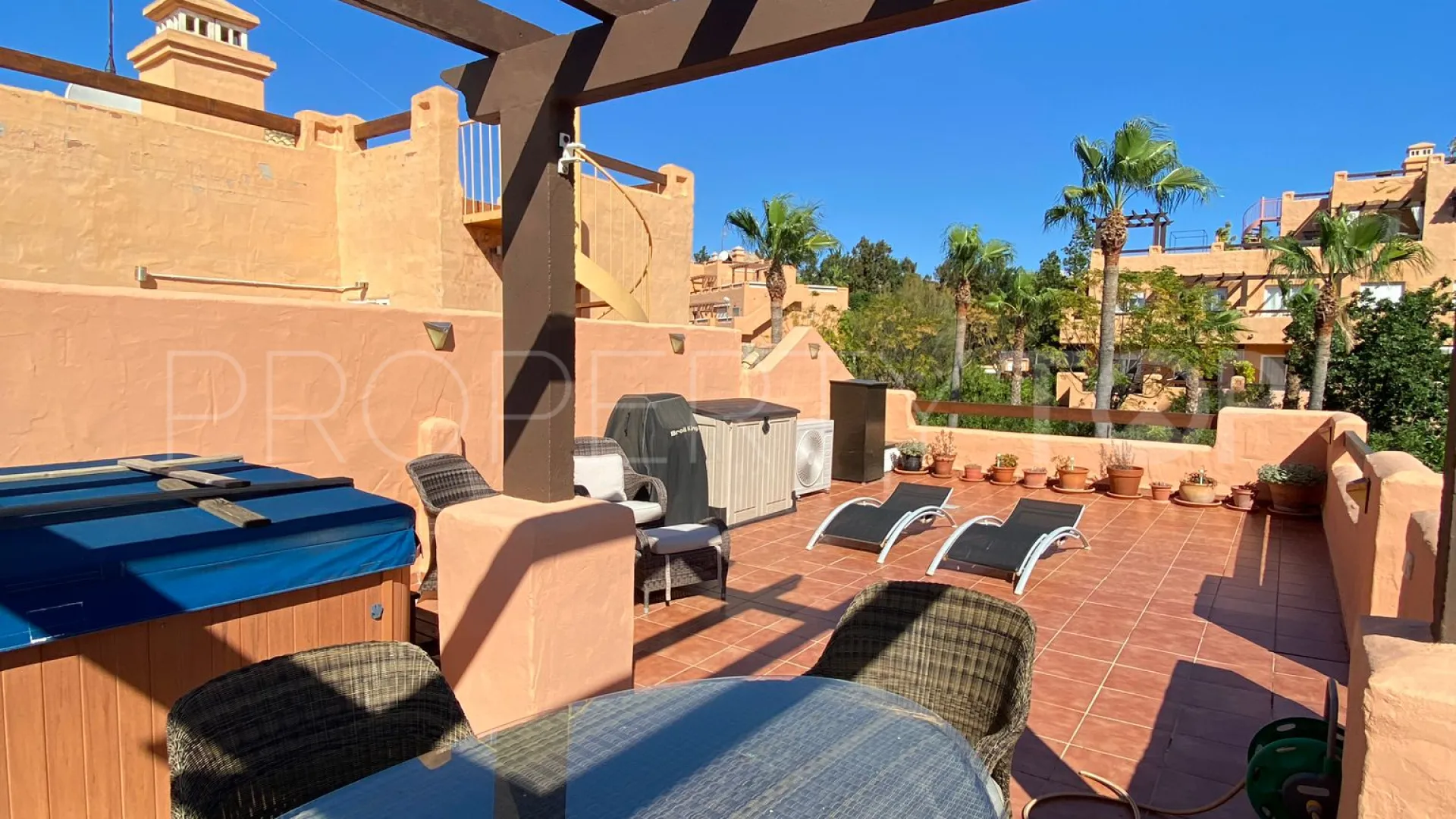 Penthouse with 2 bedrooms for sale in Casares