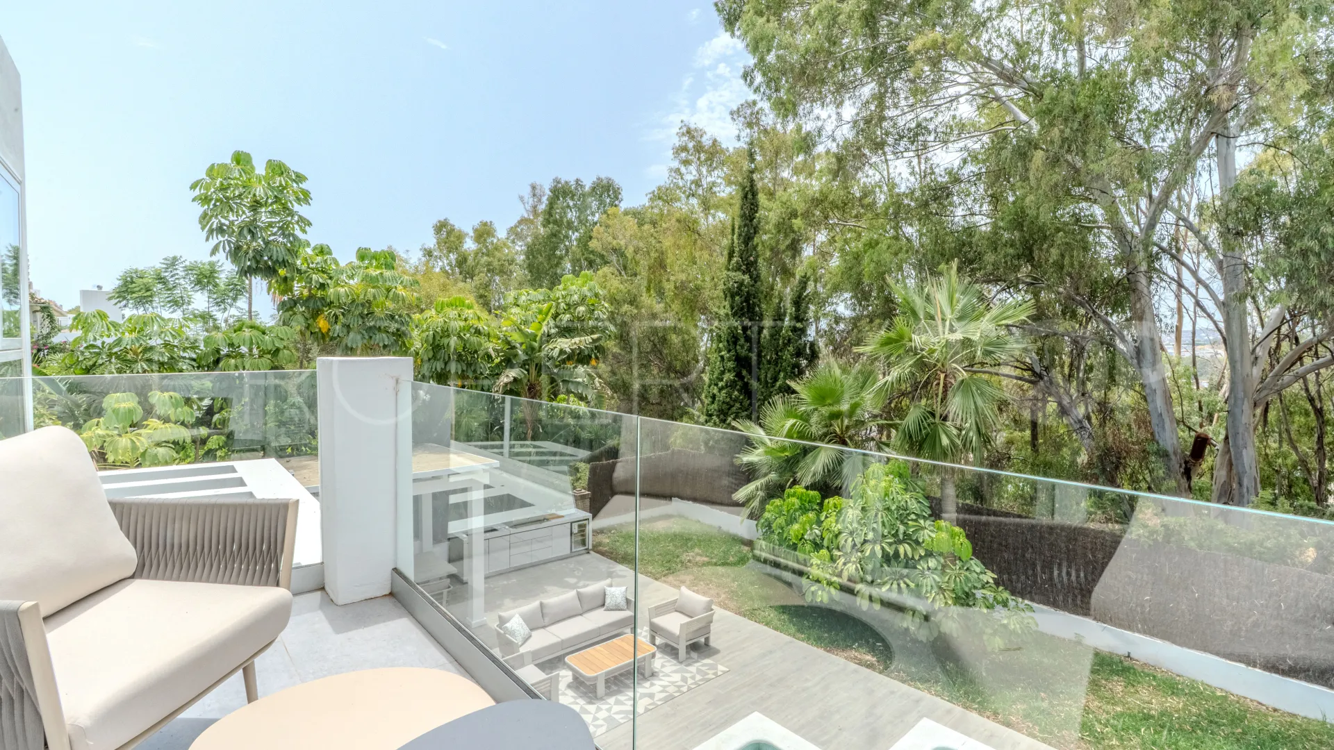 For sale Nueva Andalucia villa