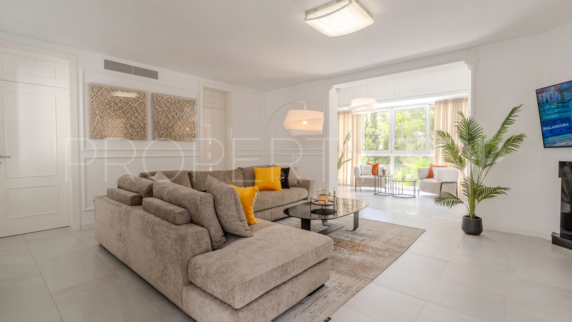 For sale Nueva Andalucia villa