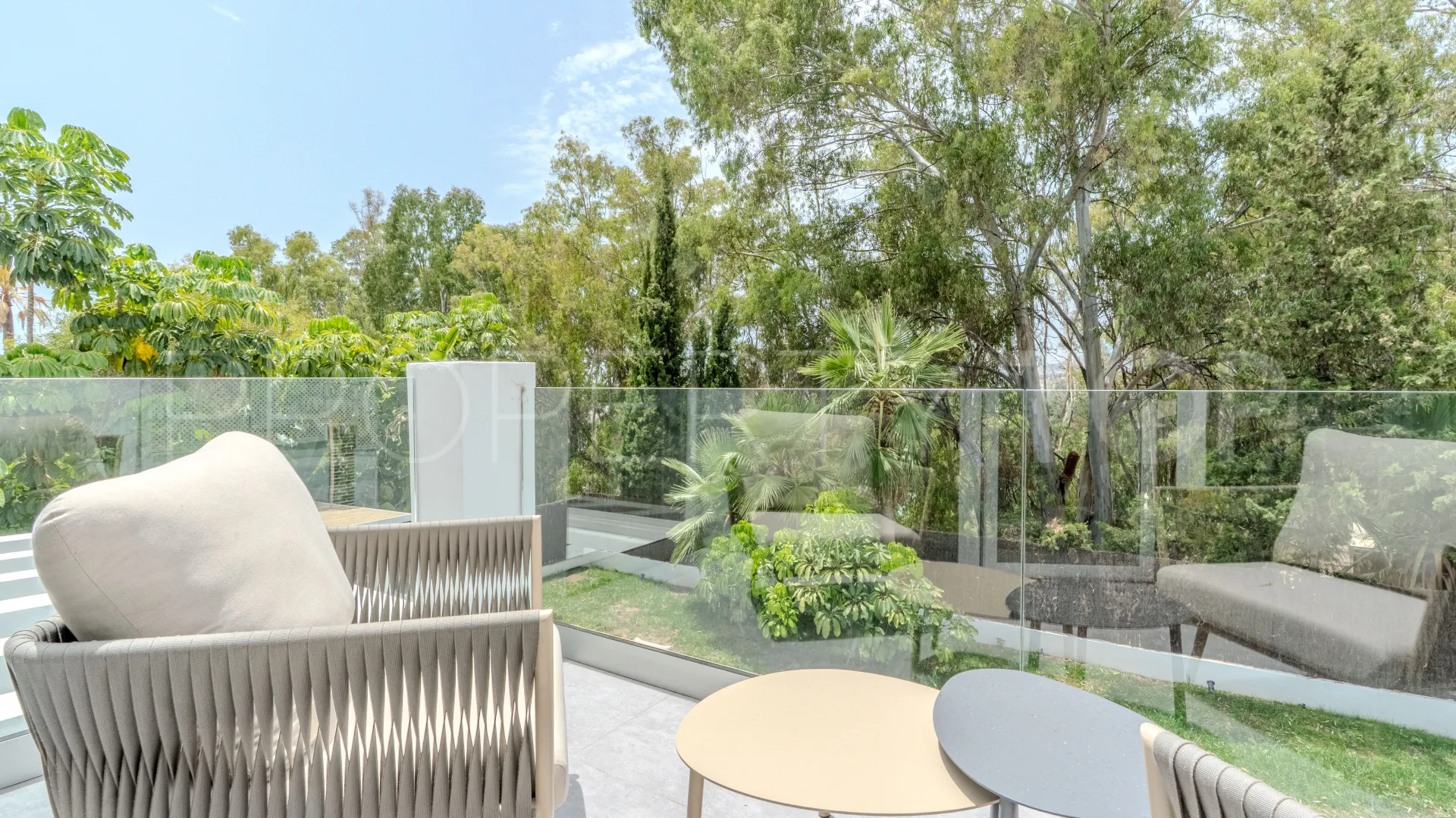 For sale Nueva Andalucia villa